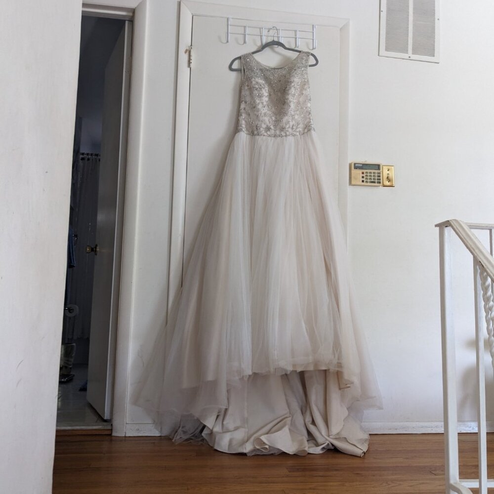 Oleg Cassini Ball Gown Wedding Dress with Beading - Ivory/Cream (Size 8) - Picture 2 of 8